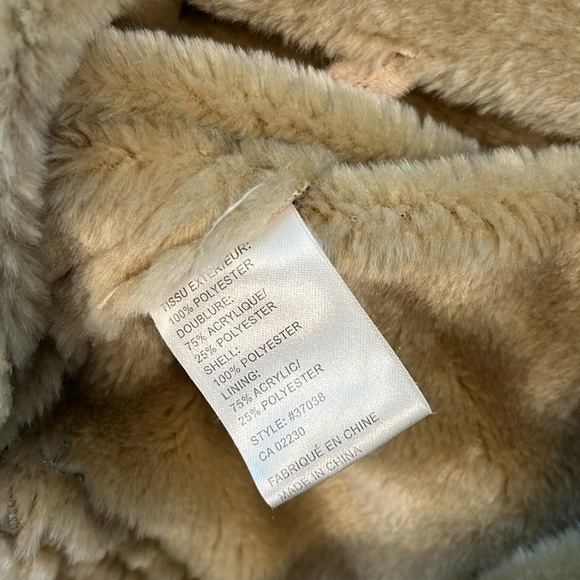 Cream and Tan Embroidered Vest faux suede - Picture 4 of 5